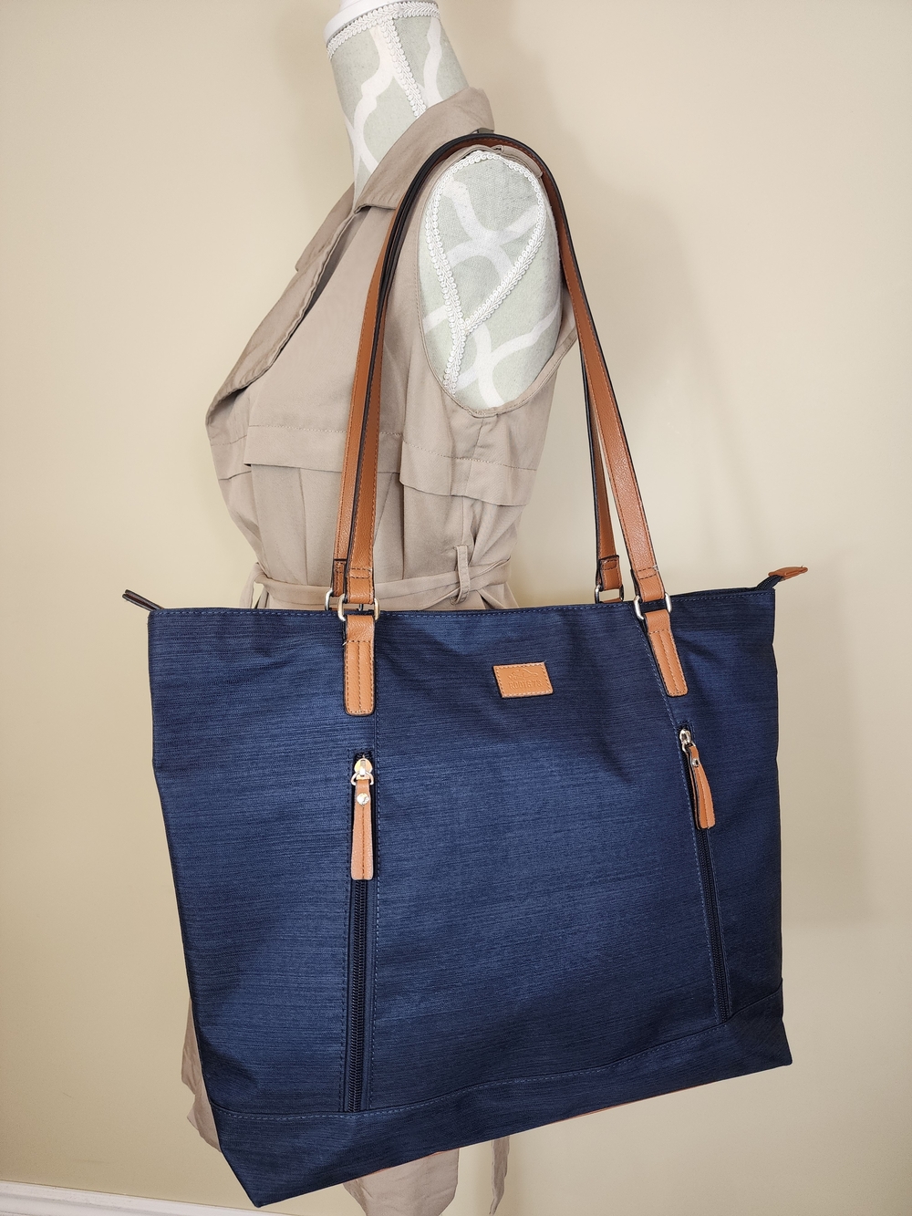 ROOTS Large Classic Navy Canvas Work Travel Tote Bag Laptop Organizer